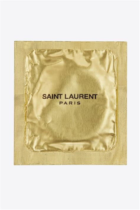 Saint Laurent dévoile des préservatifs à deux euros 